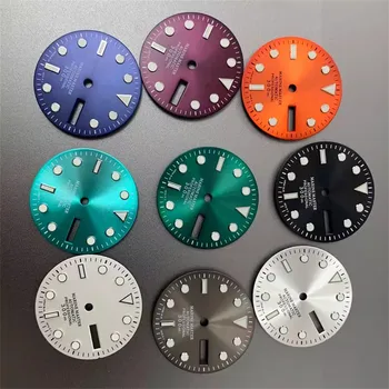 29-мм циферблат часа е подходящ за механизъм NH35 с двойно календар, зелен светлинен циферблат, модификация часа