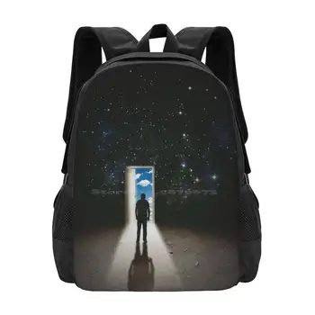 Да се върнем към дизайна на училищните чанти Bagpack с шарени сюрреализмът