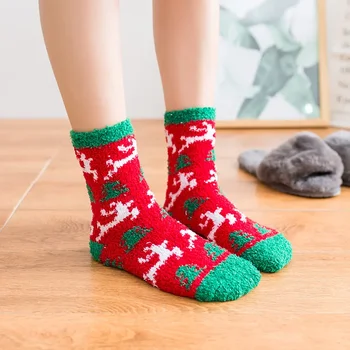 Модерен и удобен есенни и зимни коледни чорапи от коралов кадифе, дамски домашни топли чорапи за сън в карикатура стил
